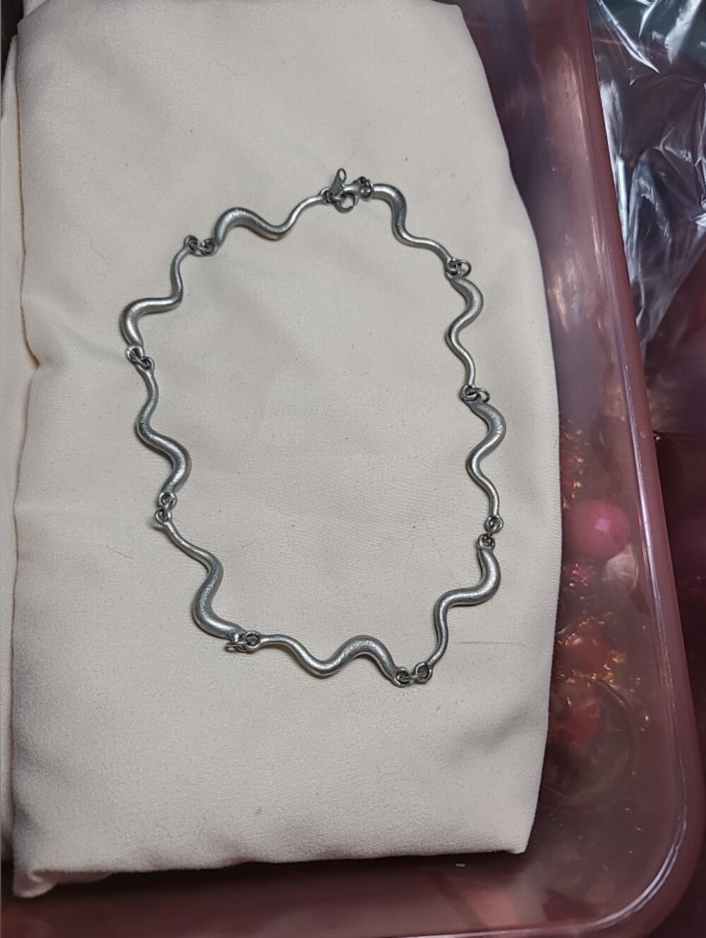 Claire's Silver Wavy Link Choker Necklace